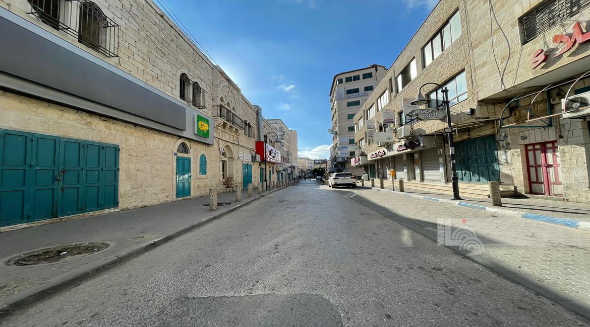 الاضراب الشامل يعم محافظة بيت لحم تنديداً بمجزرة الاحتلال في مدينة نابلس